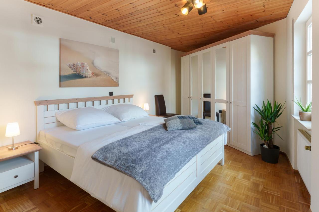 Casa Benedicta Apartment Trier Exterior photo